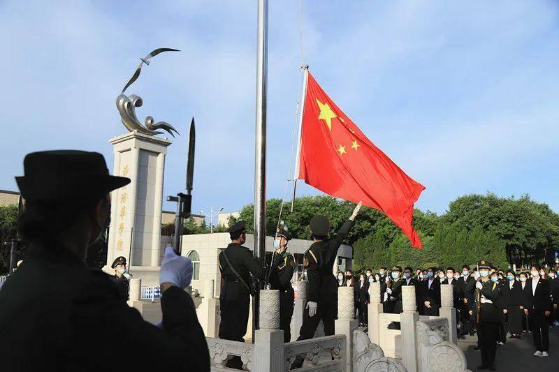 找不到女朋友怎么办？游戏画面